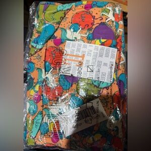 Lularoe Tall and Curvy Birthday Leggings NWT